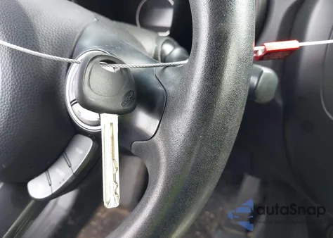 2015 Kia Soul + z USA, uszkodzony, nr VIN KNDJP3A51F7765844